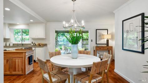 6860 Oak Leaf Drive Santa Rosa CA 95409