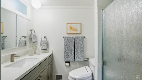 6860 Oak Leaf Drive Santa Rosa CA 95409