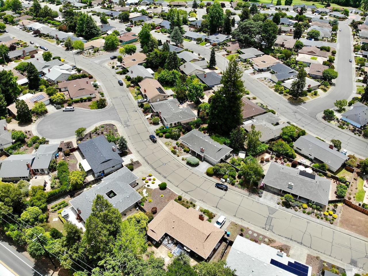 6860 Oak Leaf Drive Santa Rosa CA 95409