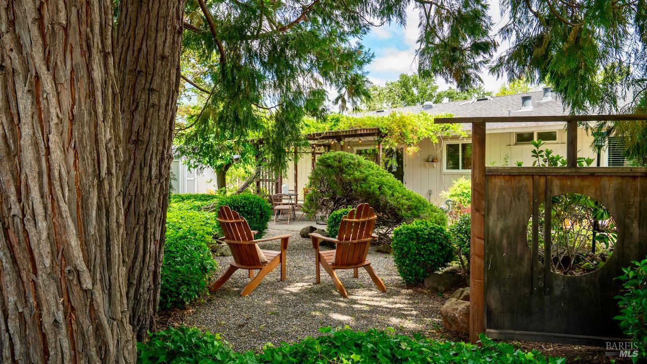 6860 Oak Leaf Drive Santa Rosa CA 95409