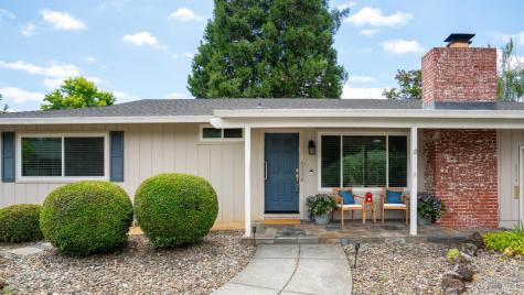 6860 Oak Leaf Drive Santa Rosa CA 95409