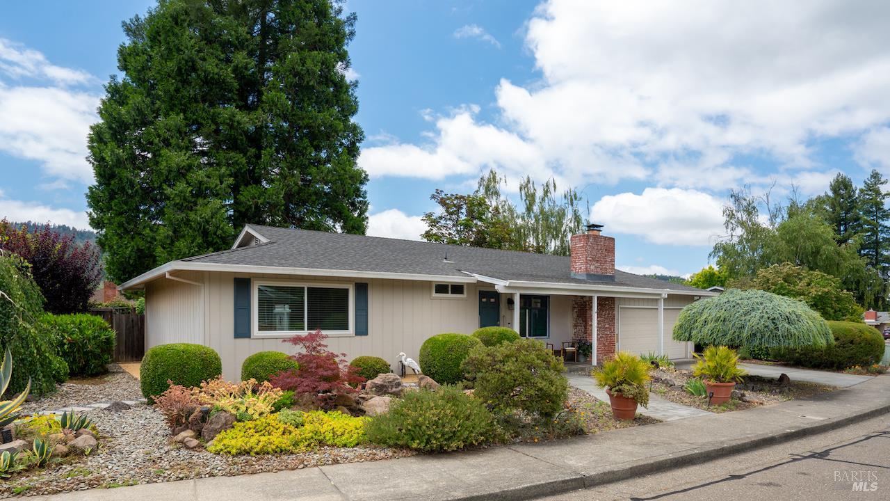 6860 Oak Leaf Drive Santa Rosa CA 95409