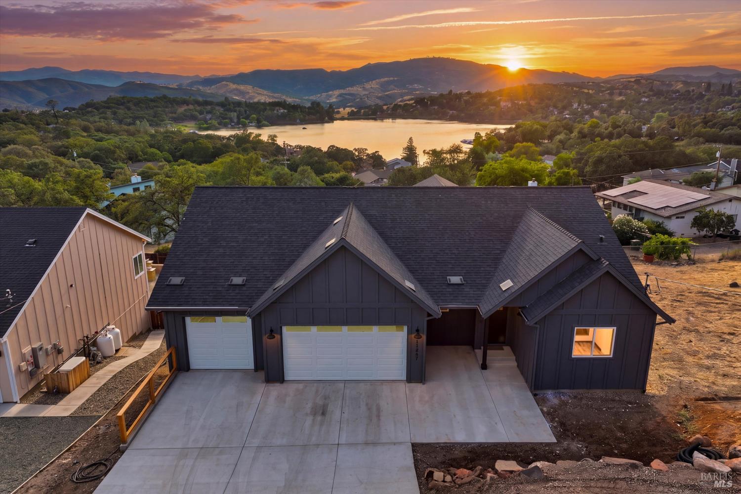 17247 Meadow View Drive Hidden Valley Lake CA 95467