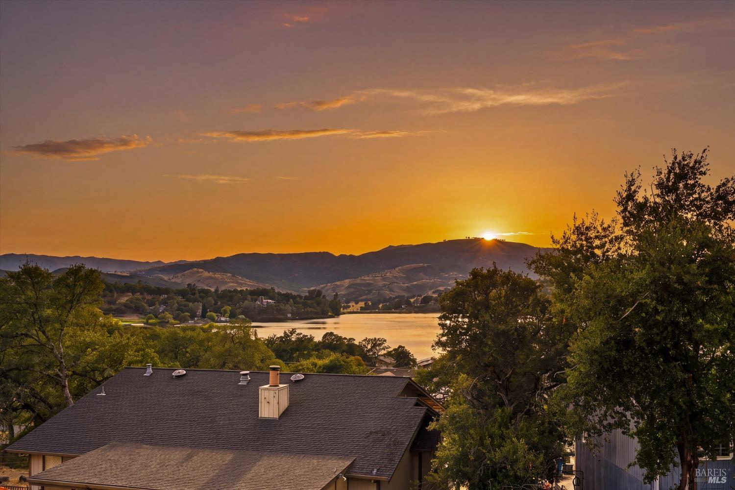 17247 Meadow View Drive Hidden Valley Lake CA 95467