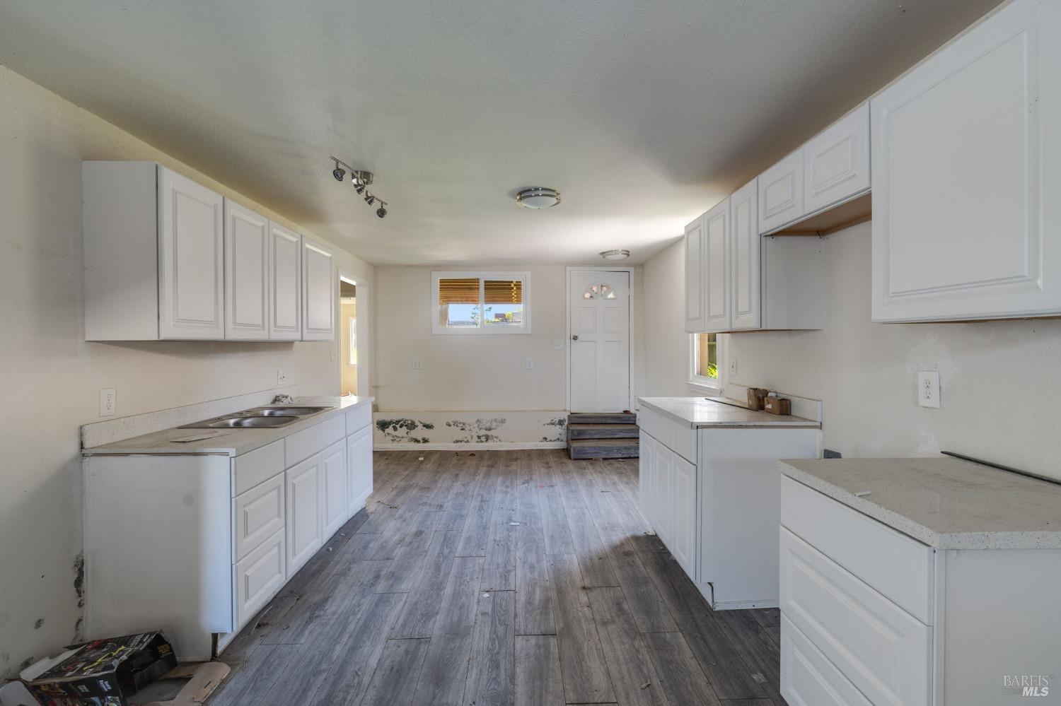 4015 16th Street Oakland CA 94601
