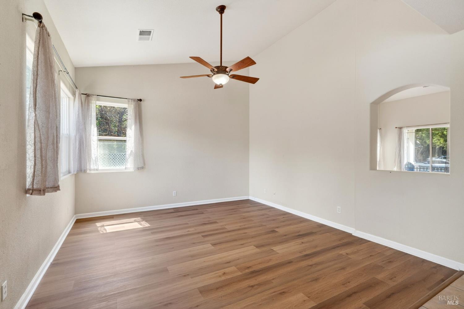 537 Kennwood Drive Ukiah CA 95482