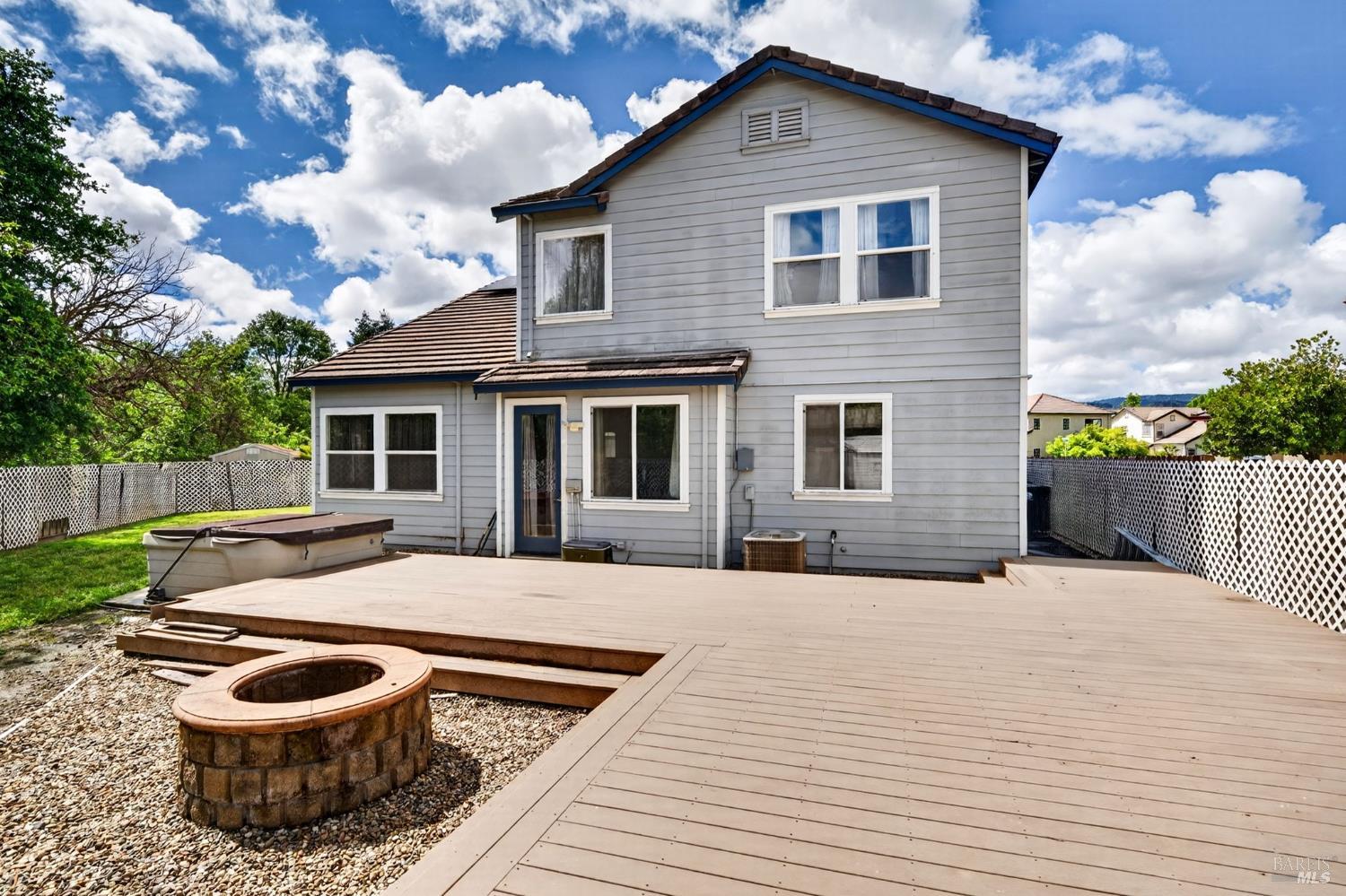 537 Kennwood Drive Ukiah CA 95482