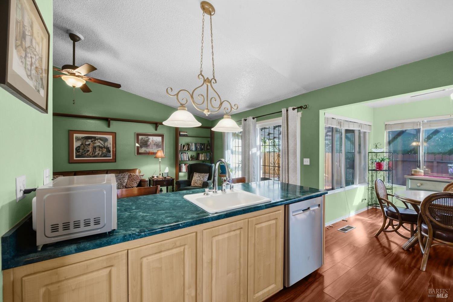 733 Marigold Drive Fairfield CA 94533
