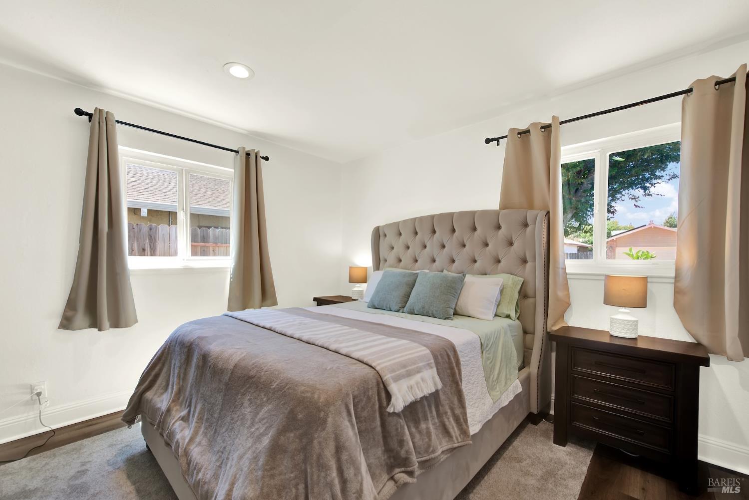 221 S 8th Street Dixon CA 95620