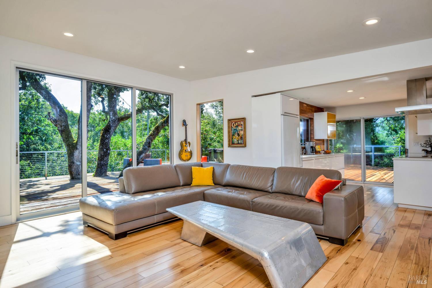 1617 Ronne Drive Santa Rosa CA 95404