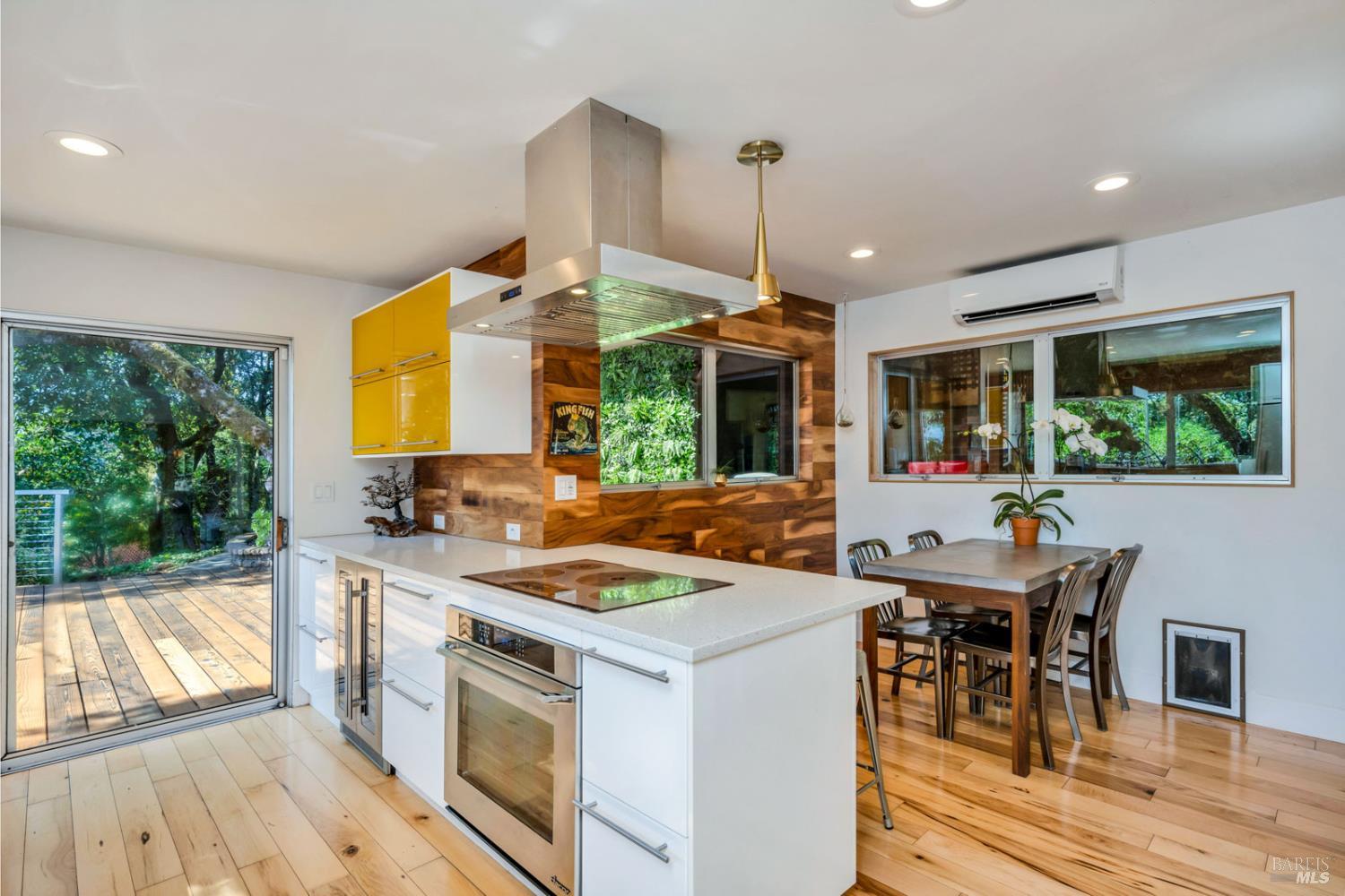 1617 Ronne Drive Santa Rosa CA 95404