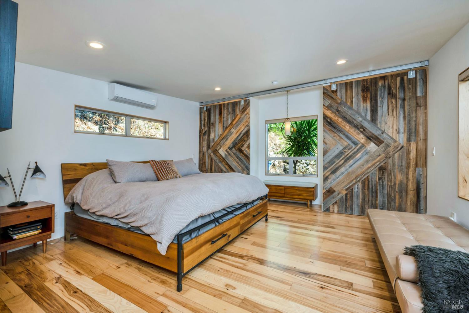 1617 Ronne Drive Santa Rosa CA 95404
