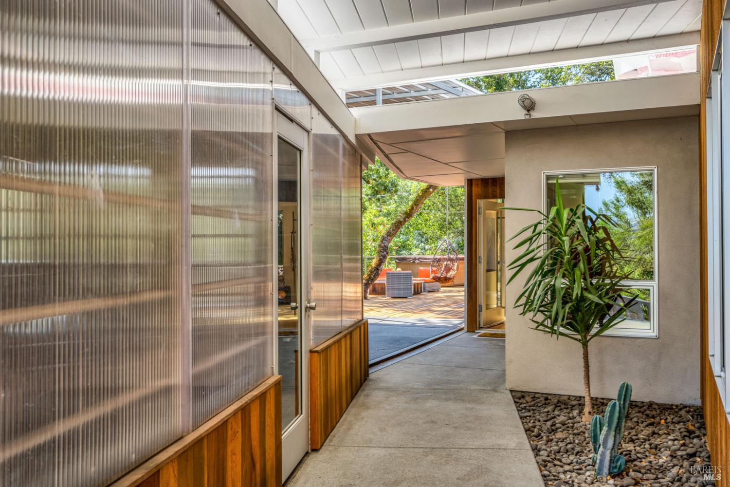 1617 Ronne Drive Santa Rosa CA 95404