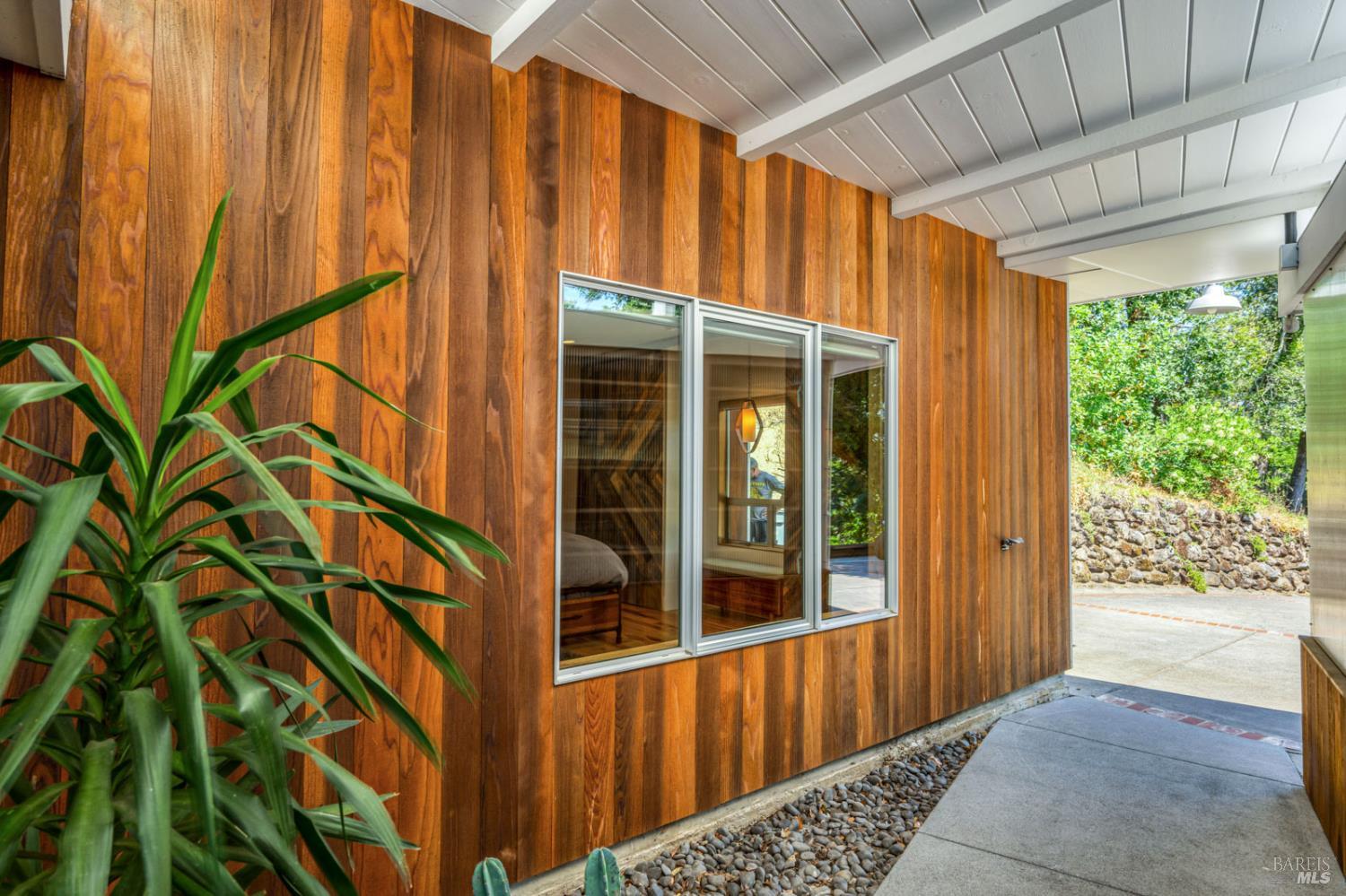 1617 Ronne Drive Santa Rosa CA 95404