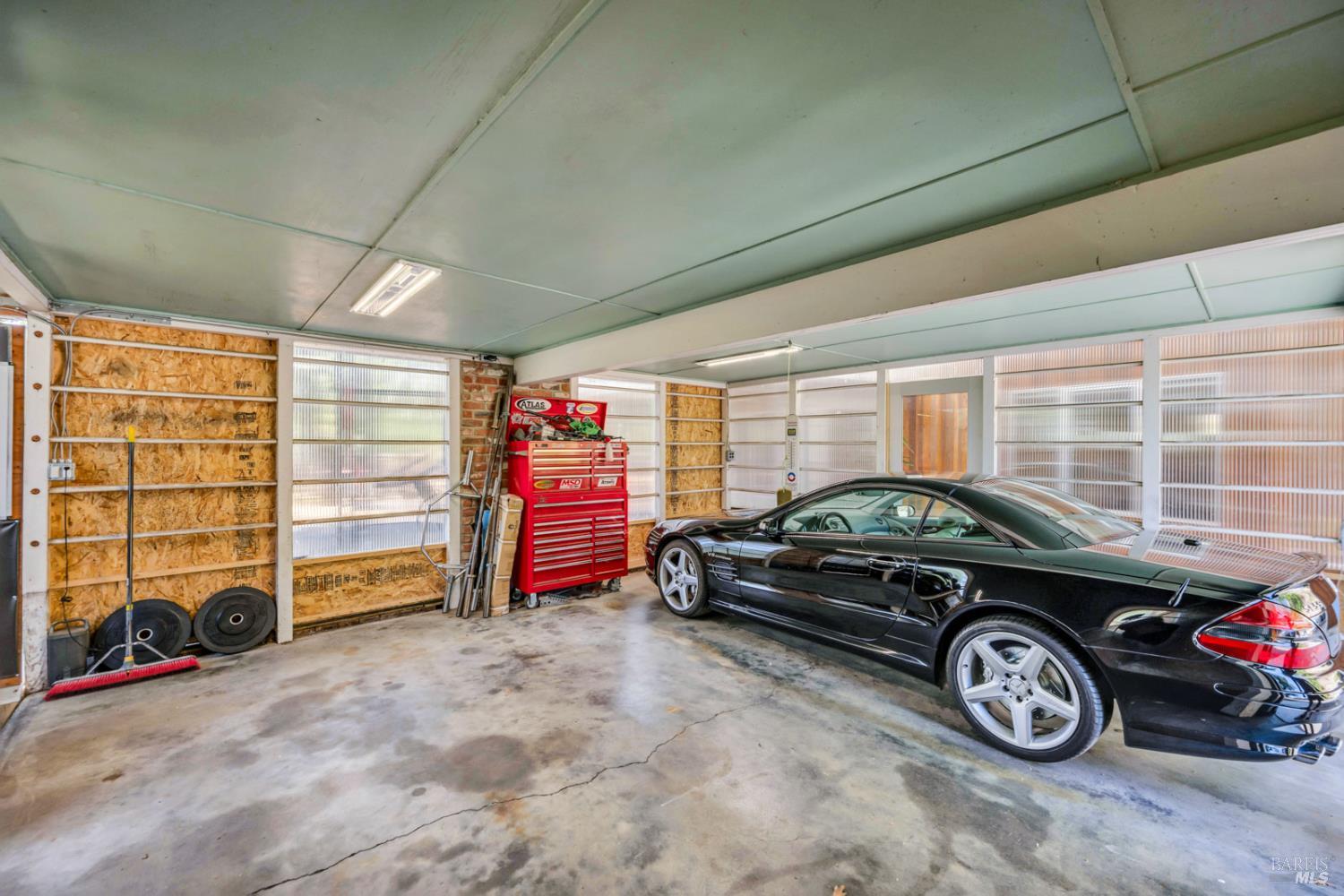 1617 Ronne Drive Santa Rosa CA 95404