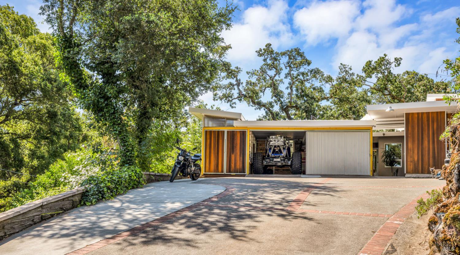 1617 Ronne Drive Santa Rosa CA 95404