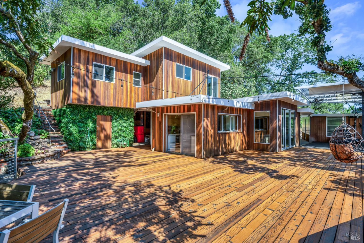 1617 Ronne Drive Santa Rosa CA 95404