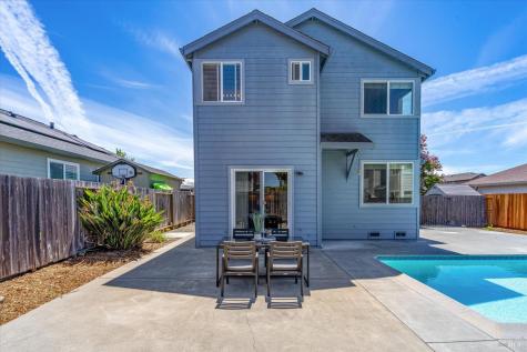 1268 Pedroncelli Drive Windsor CA 95492