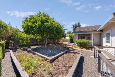 1045 Ventana Drive Windsor CA 95492
