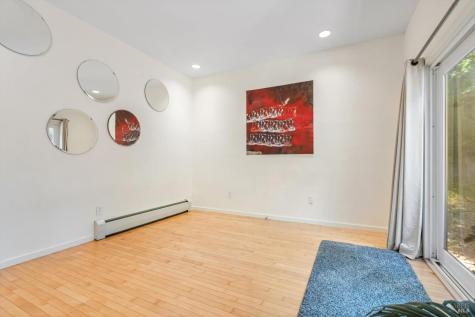 1008 West Street Petaluma CA 94952