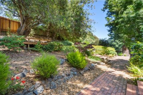 1008 West Street Petaluma CA 94952