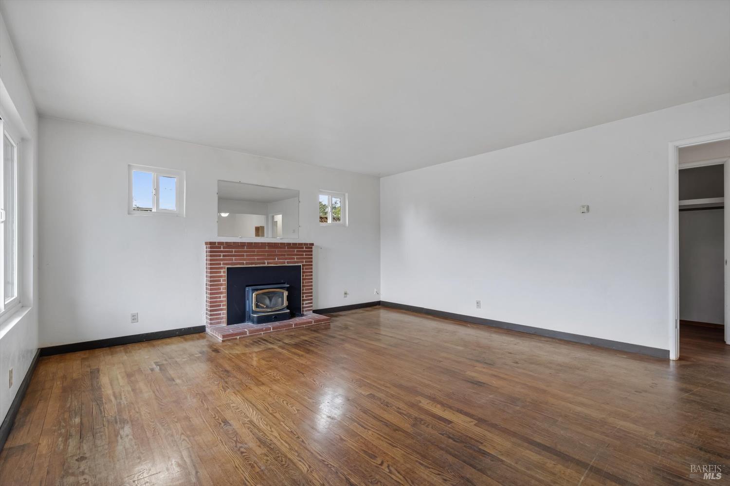 409 Lincoln Street Healdsburg CA 95448