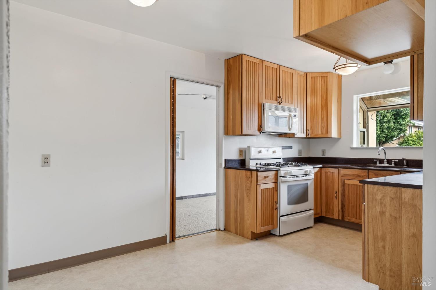 409 Lincoln Street Healdsburg CA 95448