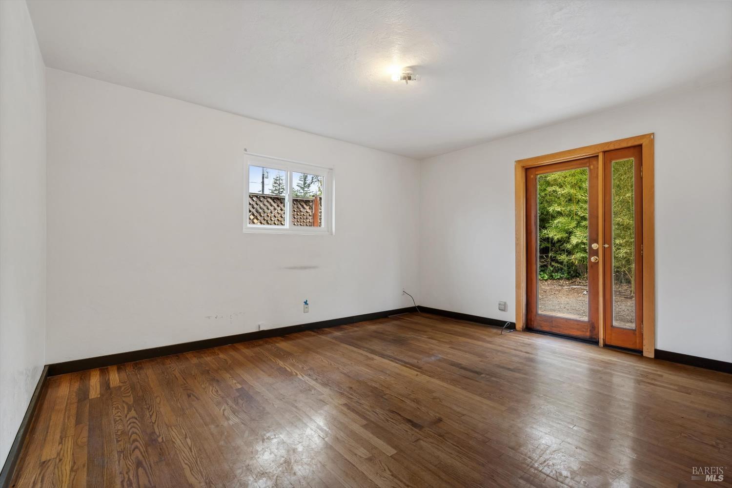 409 Lincoln Street Healdsburg CA 95448