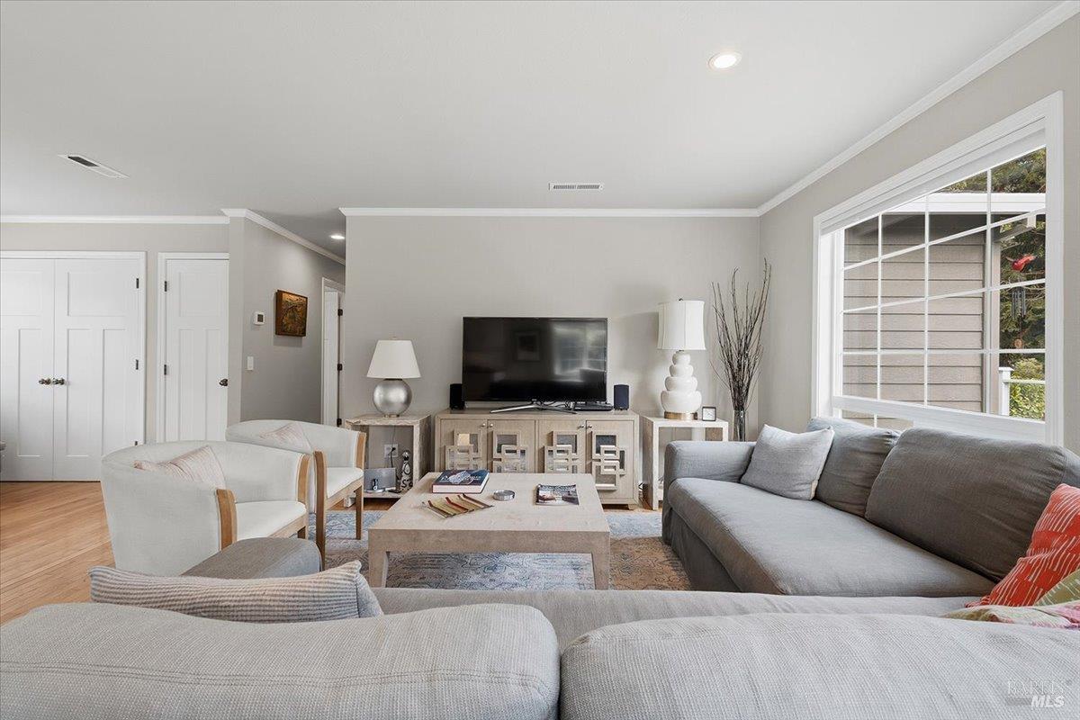 22753 Sylvan Way Monte Rio CA 95462