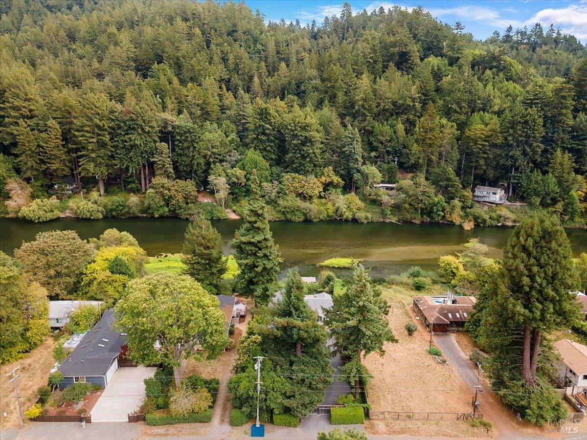 22753 Sylvan Way Monte Rio CA 95462