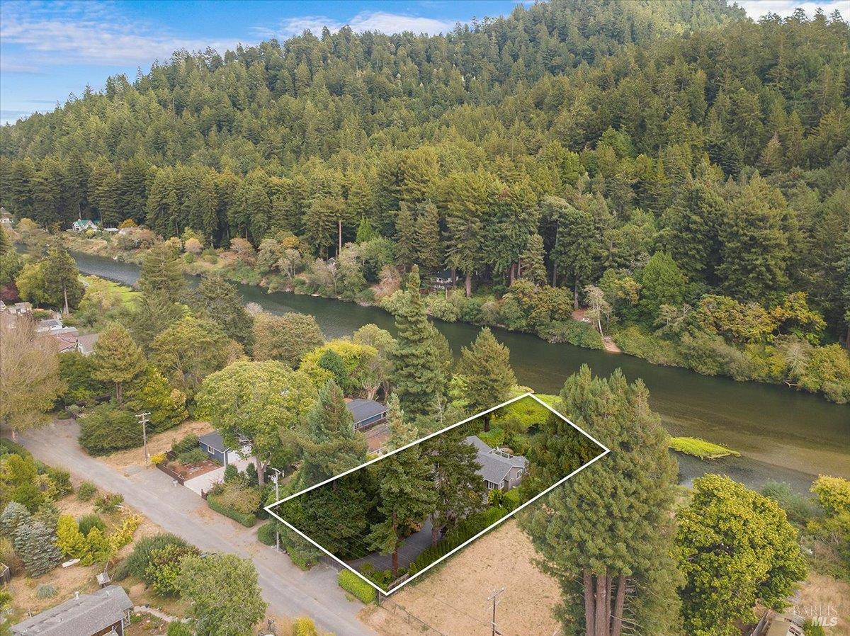 22753 Sylvan Way Monte Rio CA 95462