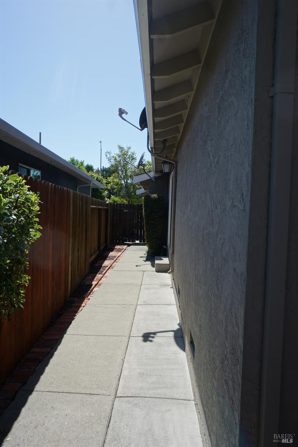 126 Skyway Drive Vallejo CA 94591