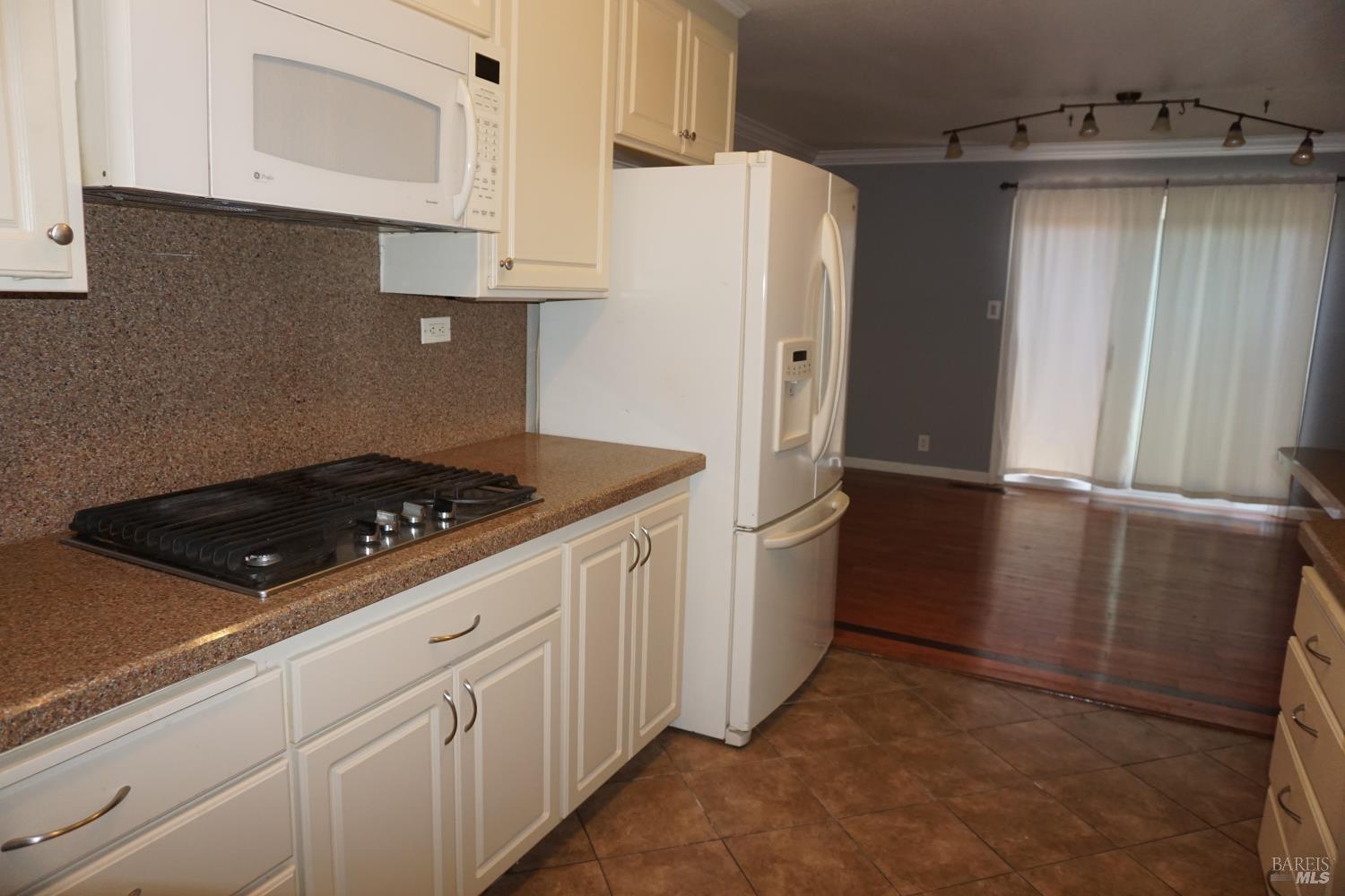126 Skyway Drive Vallejo CA 94591