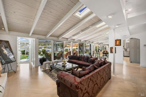 15 Sorrento Way San Rafael CA 94901
