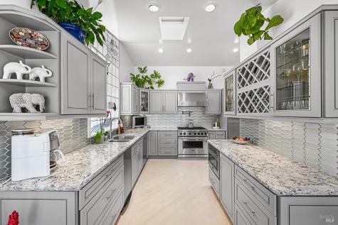 15 Sorrento Way San Rafael CA 94901