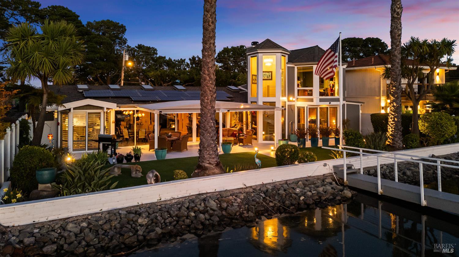 15 Sorrento Way San Rafael CA 94901