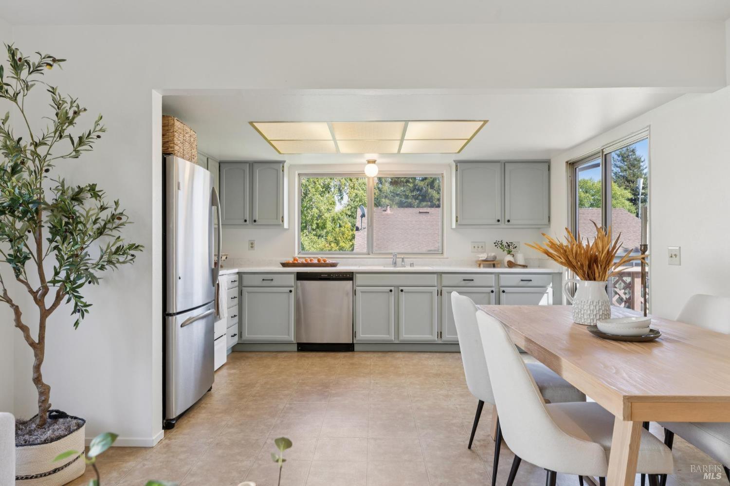 173 Temelec Circle Sonoma CA 95476