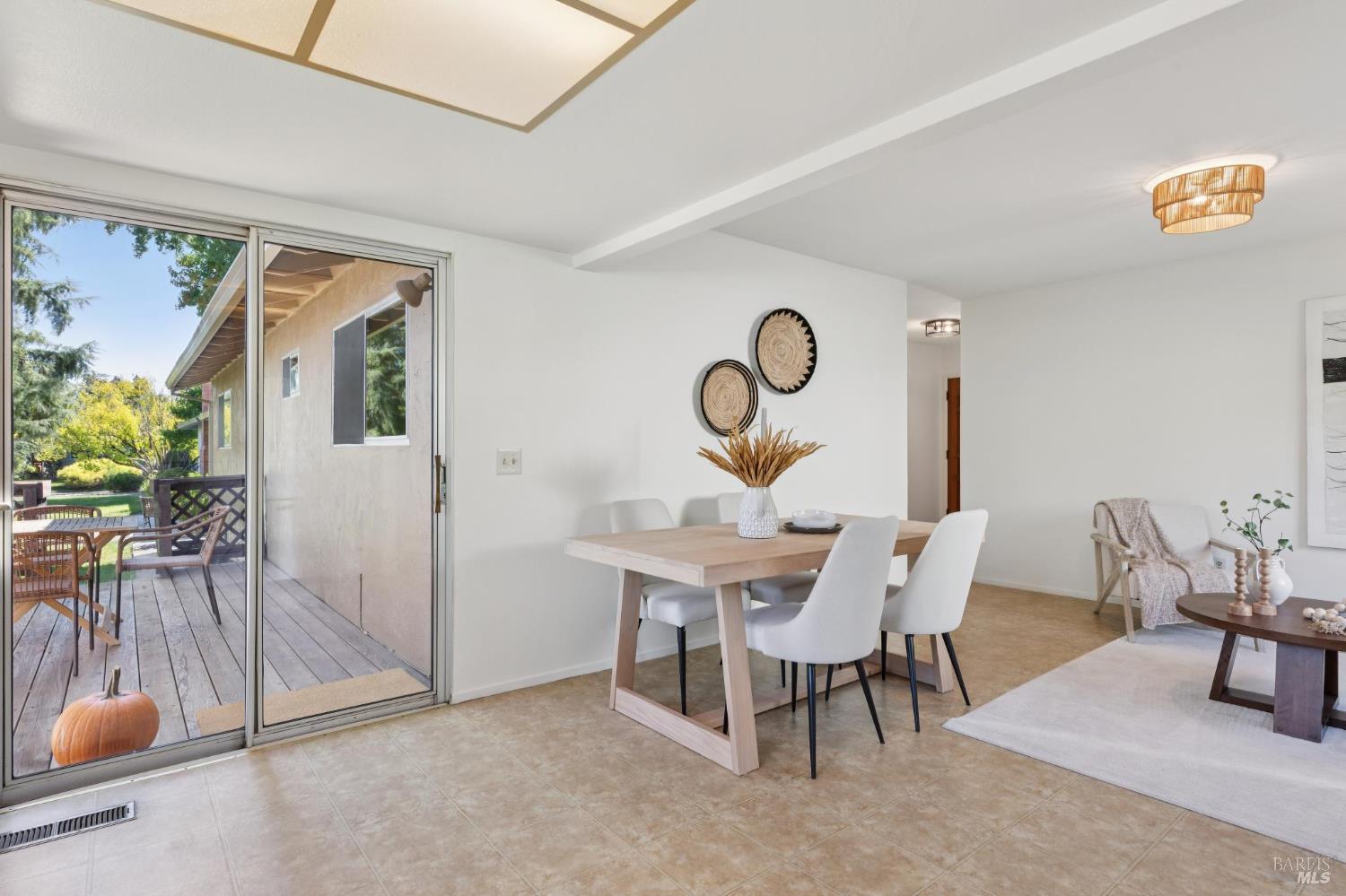 173 Temelec Circle Sonoma CA 95476