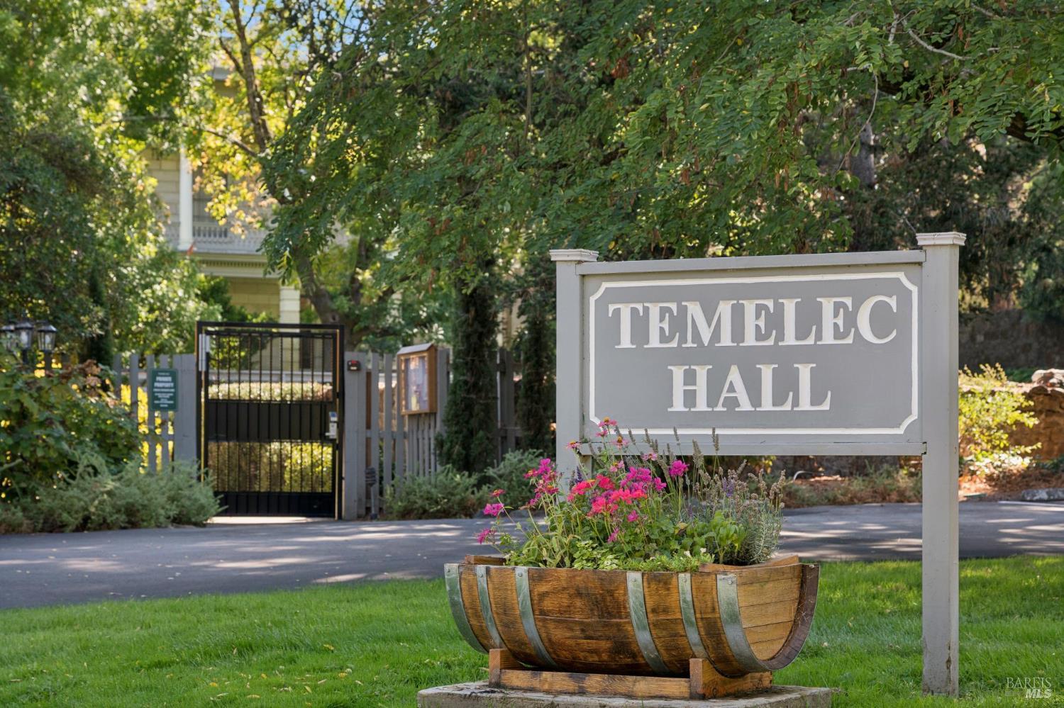 173 Temelec Circle Sonoma CA 95476