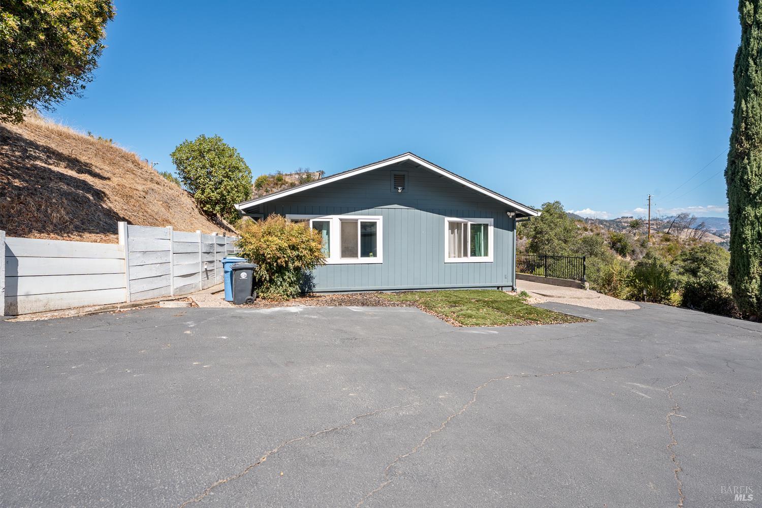 5791 Lake Ridge Drive Ukiah CA 95482