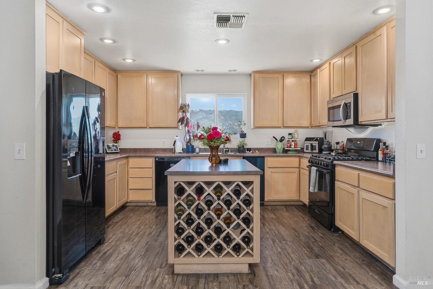 5791 Lake Ridge Drive Ukiah CA 95482