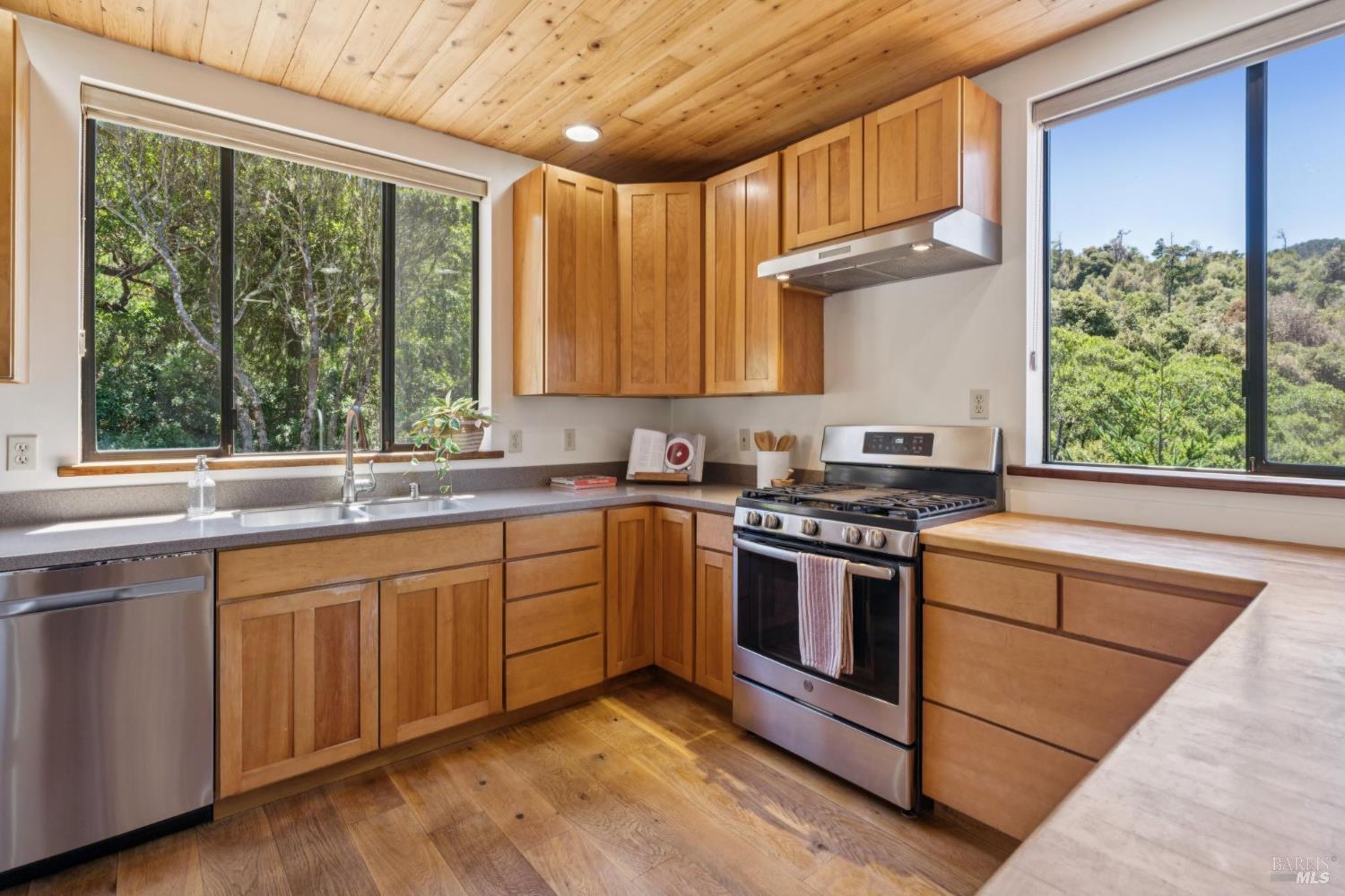 100 Heather Lane Inverness CA 94937