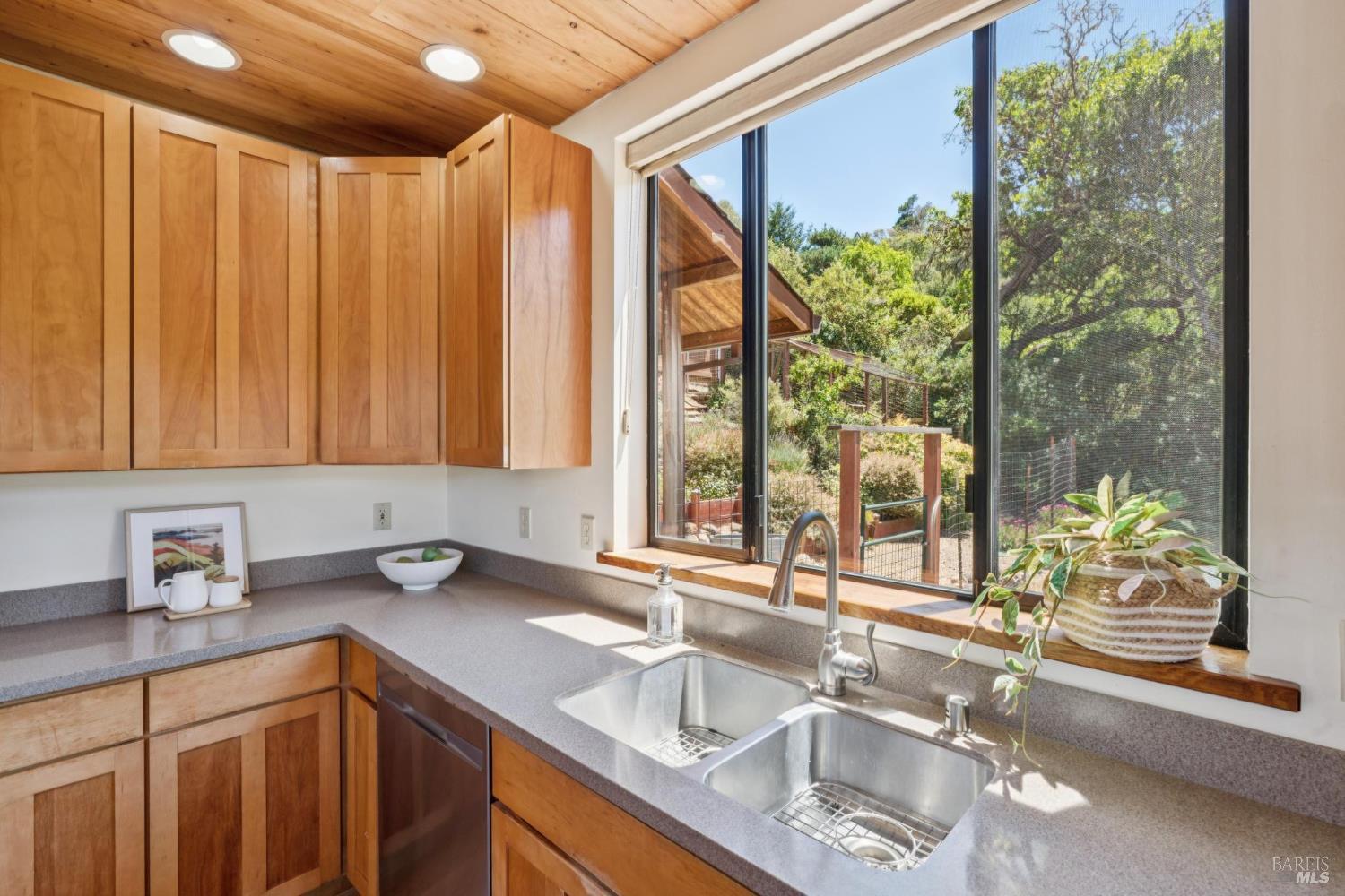 100 Heather Lane Inverness CA 94937