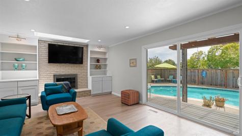 489 Quercus Court Novato CA 94945