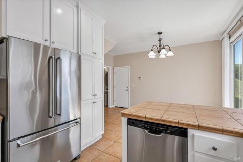 4728 Starbuck Avenue Santa Rosa CA 95409