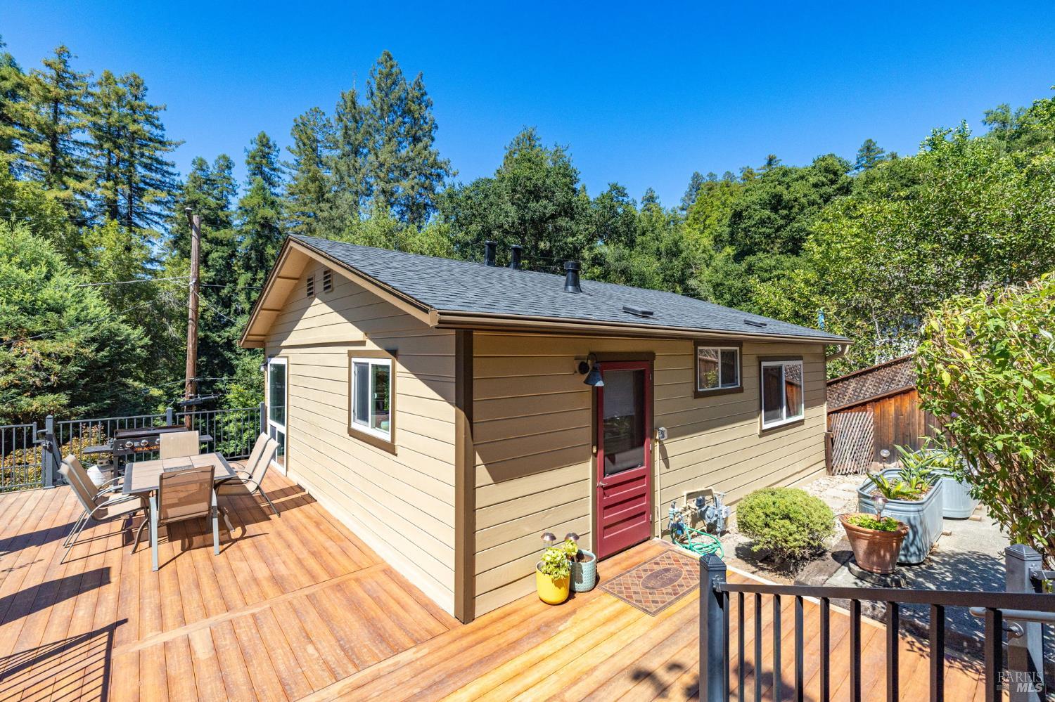 8230 Spring Drive Forestville CA 95436