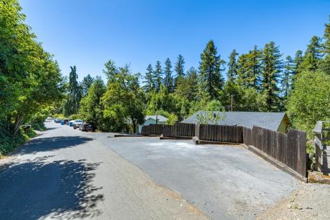 8230 Spring Drive Forestville CA 95436