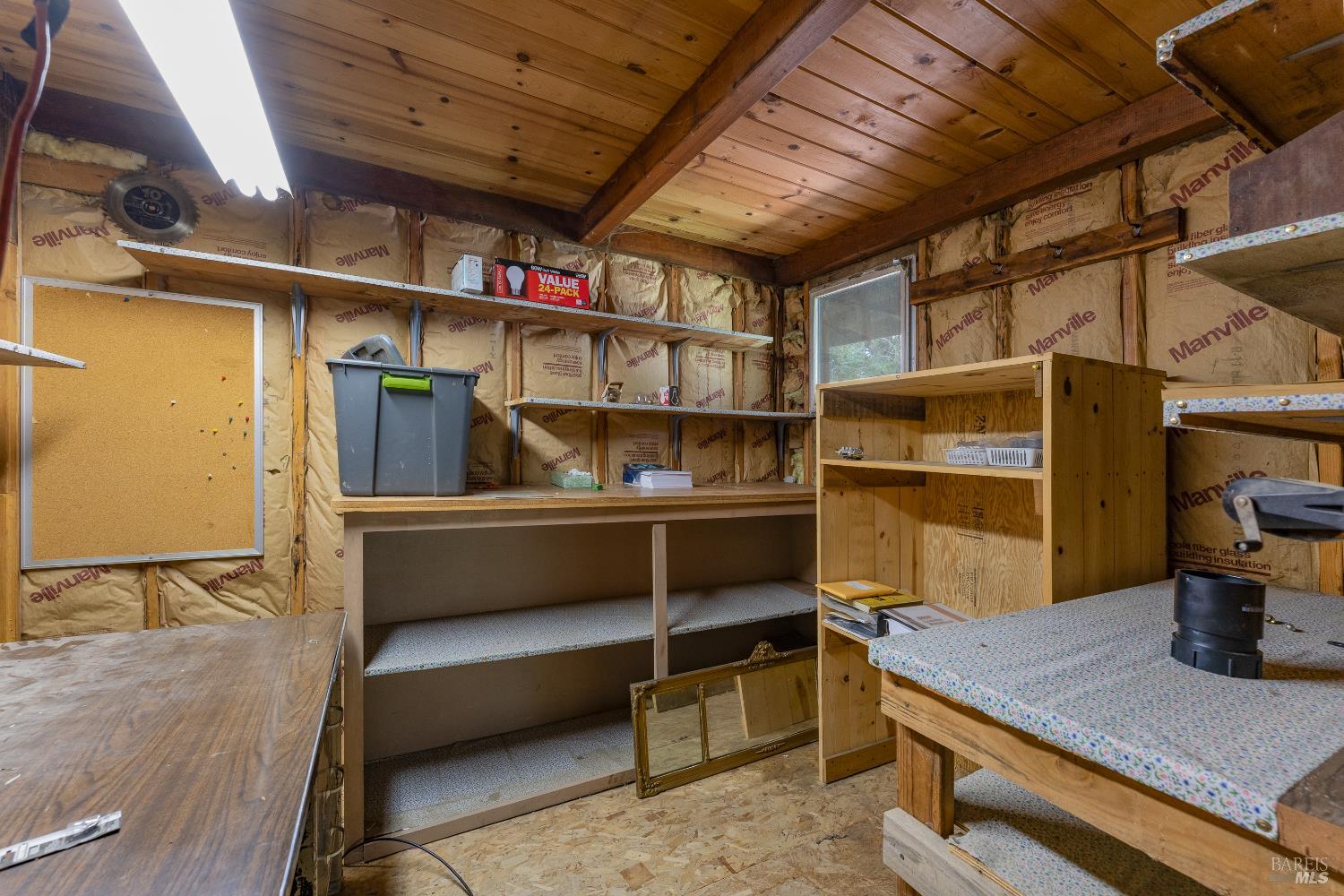 28655 N Highway 101 Highway Willits CA 95490