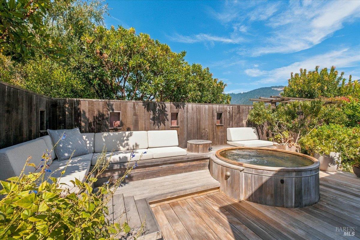 290 Seadrift Road Stinson Beach CA 94970