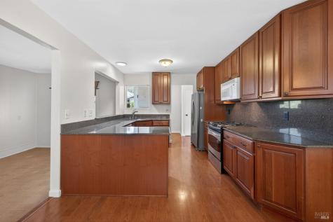 1712 Weaverly Drive Petaluma CA 94954